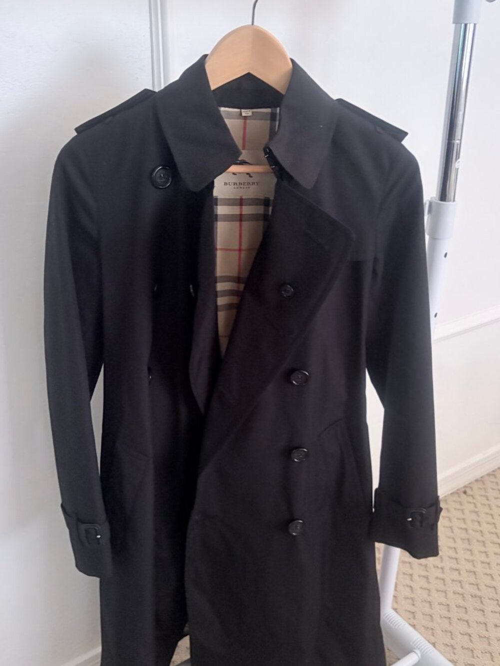 NWOT Burberry London Ivybridge Black Trench Coat - 4R